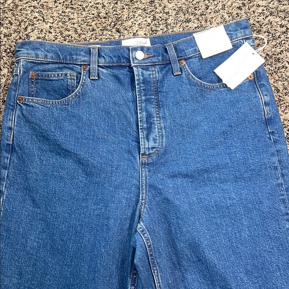 Universal Thread Highest-Rise Straight Blue Jeans Woman’s Various Sizes | NWT - Picture 2 of 11